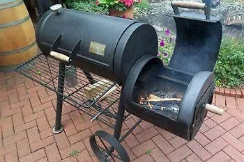 Buescher's Und Restaurant 3*