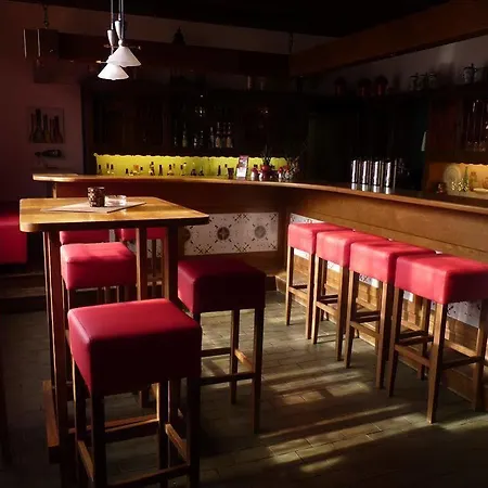 Buescher's Und Restaurant Hotel 3*