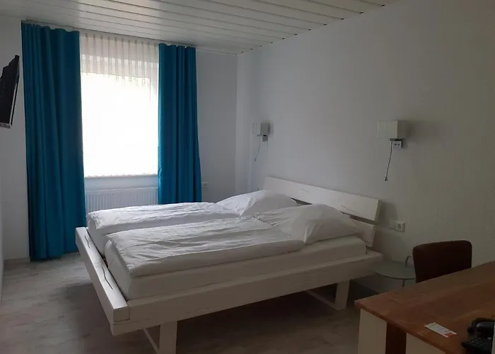 Hotel Buescher's Und Restaurant 3*