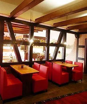Buescher's Und Restaurant Ξενοδοχείο 3*